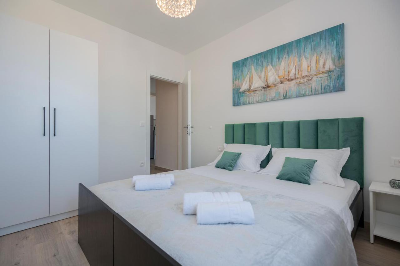 Luxury Apartment Makarska 2Min From Beach Eksteriør billede
