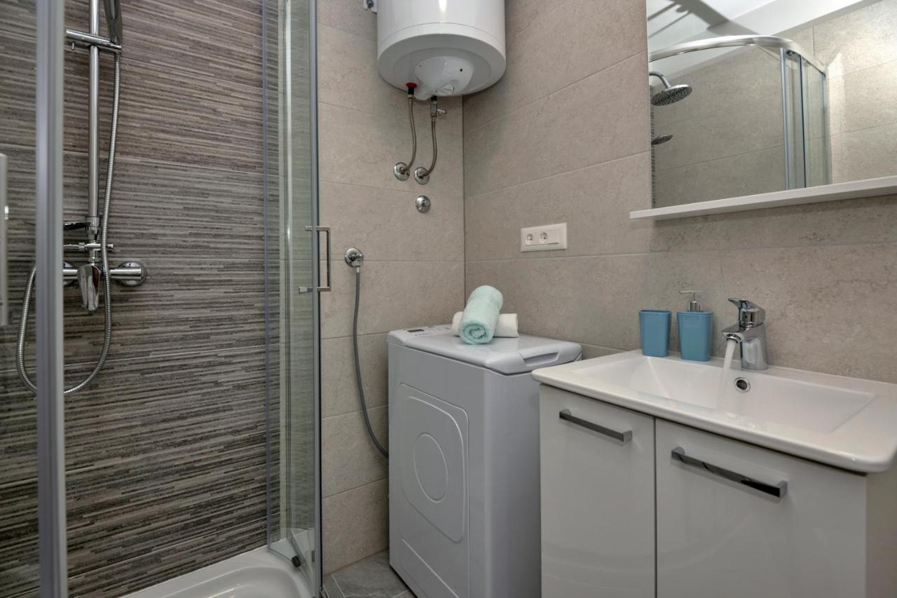 Luxury Apartment Makarska 2Min From Beach Eksteriør billede