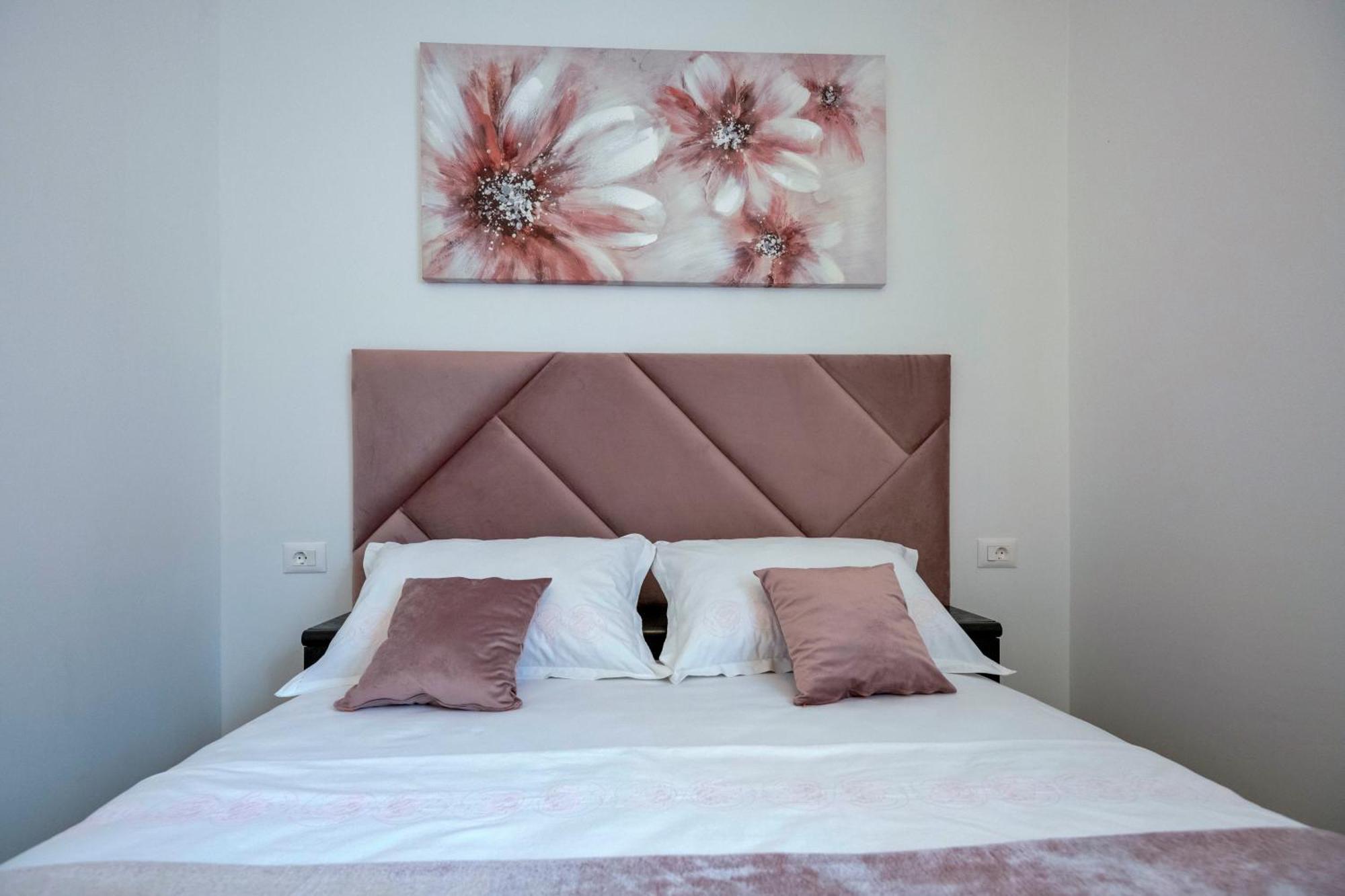 Luxury Apartment Makarska 2Min From Beach Eksteriør billede