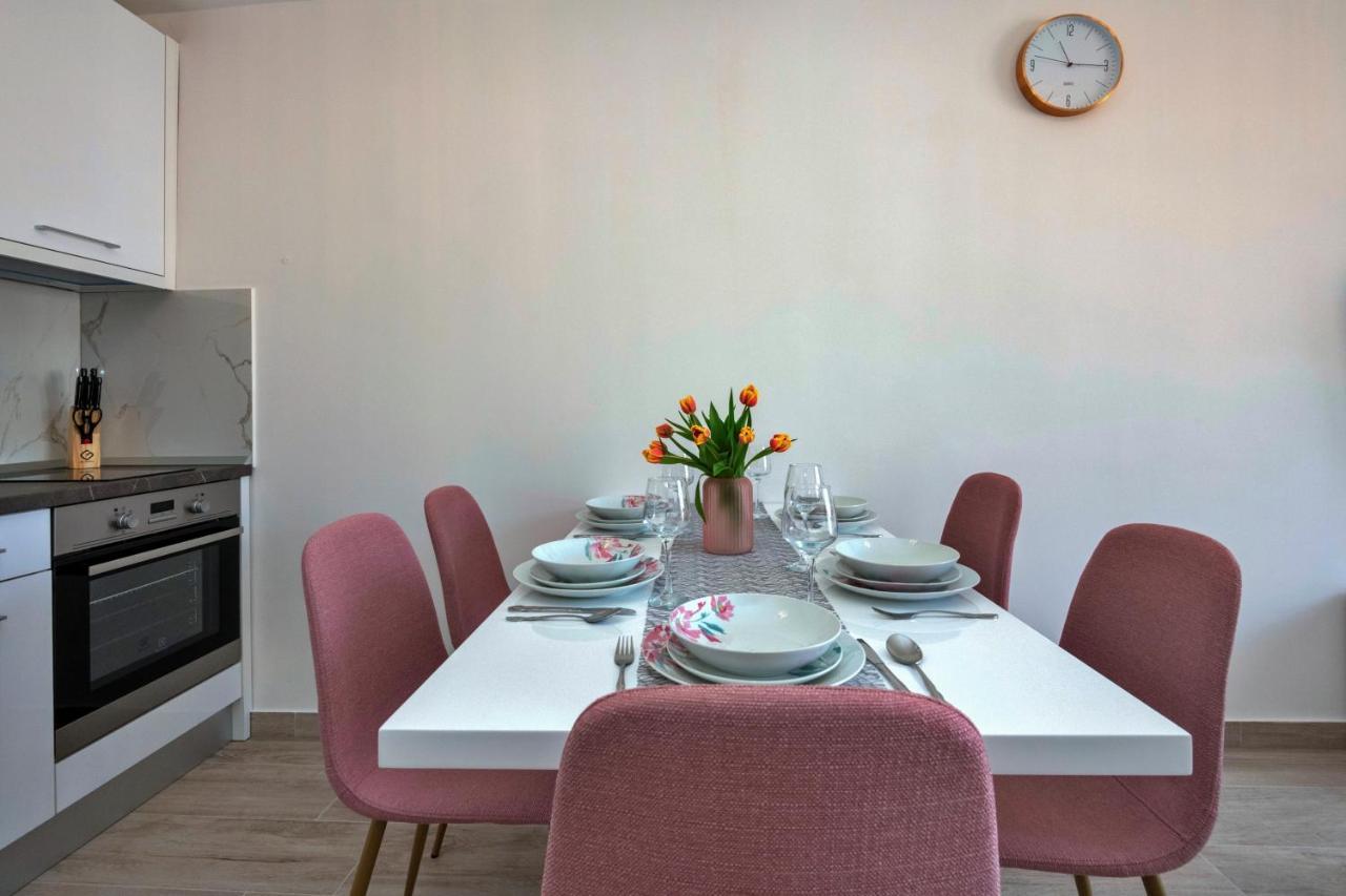 Luxury Apartment Makarska 2Min From Beach Eksteriør billede
